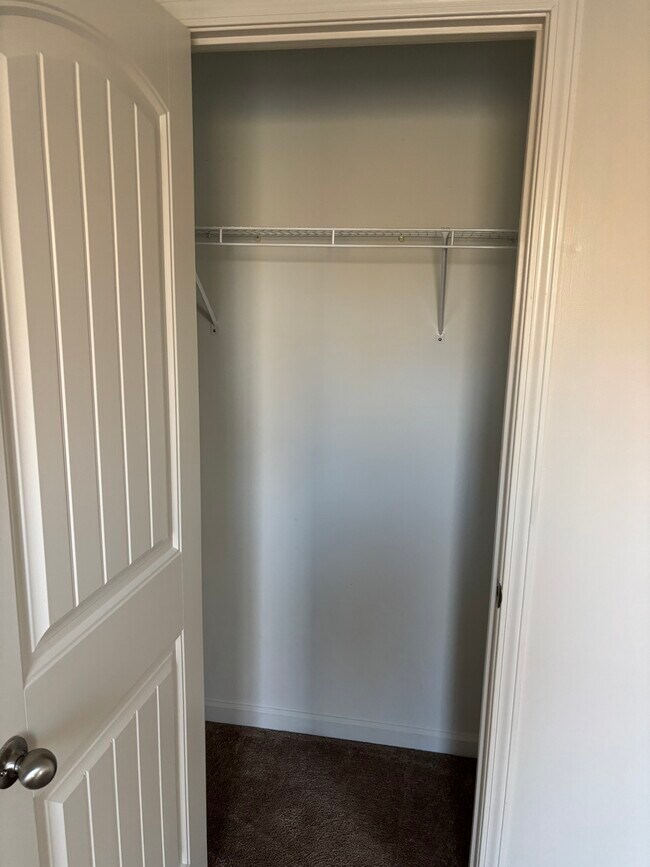 Building Photo - 118 Great Oak Way