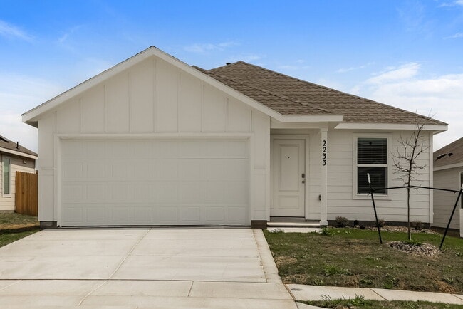 Building Photo - 2233 Crested Saguaro St