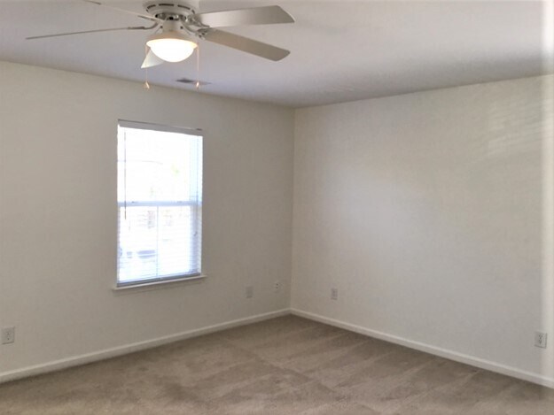 Building Photo - 421 Chemistry Cir