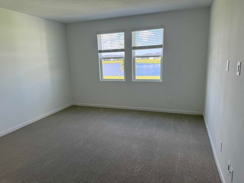 Building Photo - 74 Tequesta Ct