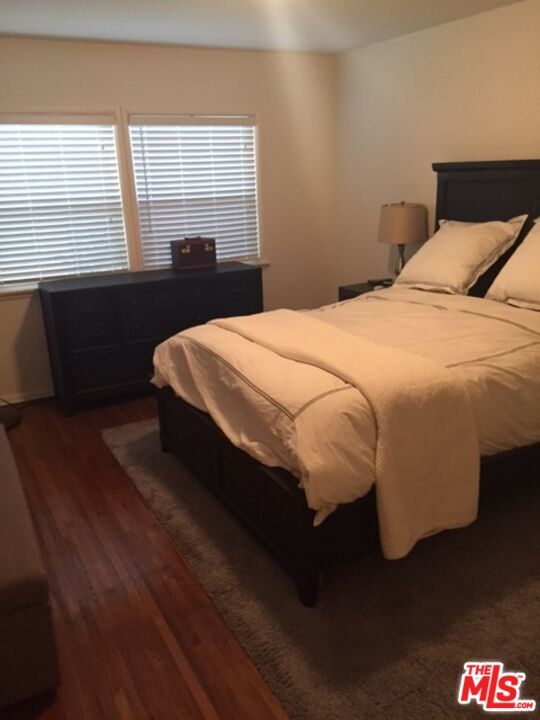 Building Photo - 312 S Reeves Dr