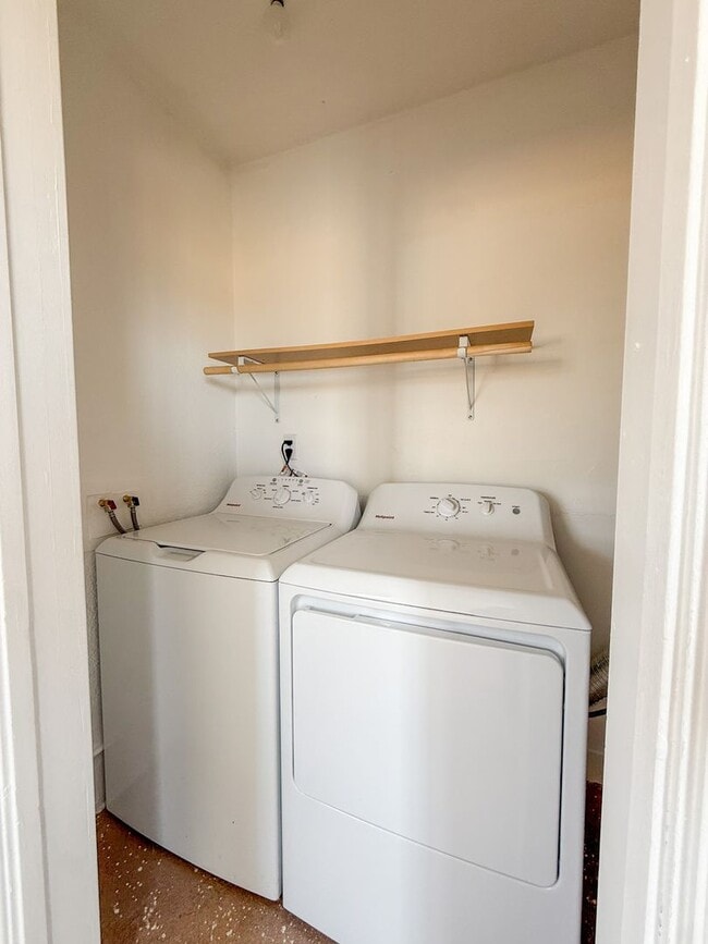 Building Photo - 29 Palms home in desired Indian Cove neighborhood