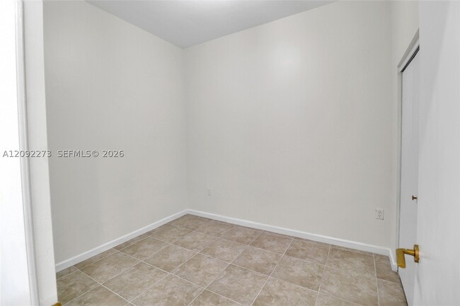 Building Photo - 7930 East Dr