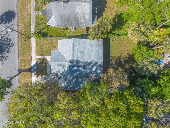 Building Photo - 138 Kingston Ave