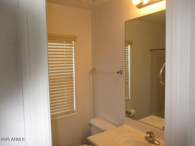 Building Photo - 4658 E Redfield Rd