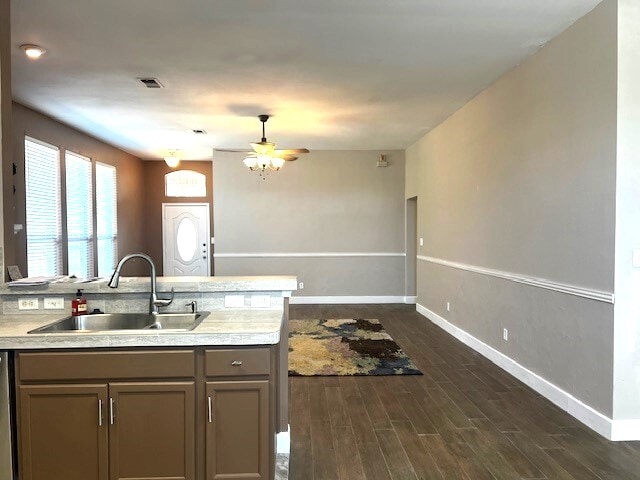 Building Photo - 518 Lone Star Park Ln