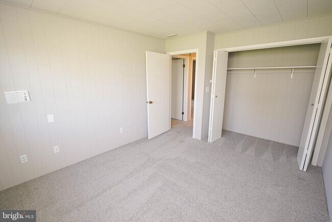 Building Photo - 14880 Concord Rd