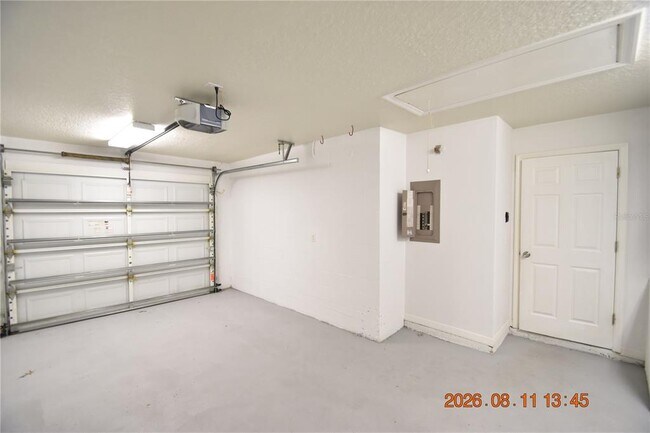 Building Photo - 7413 Canterbury St