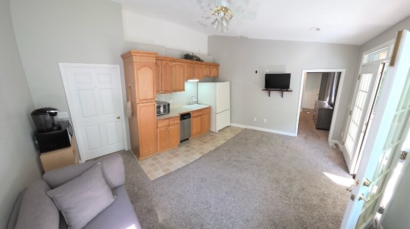 Building Photo - 1153 Norfolk Dr NW