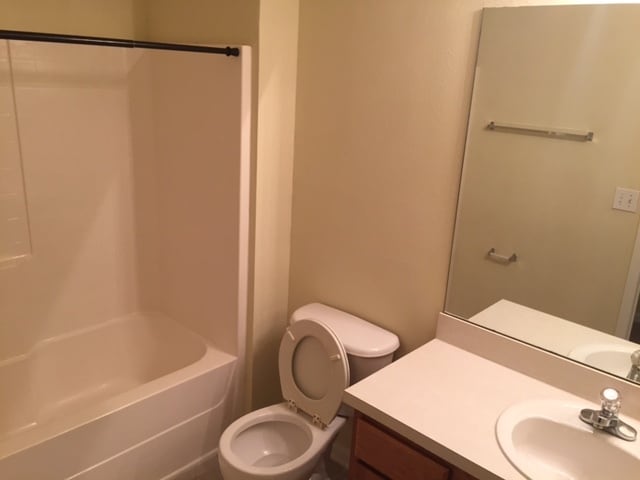 Building Photo - 9690 Amarante Cir