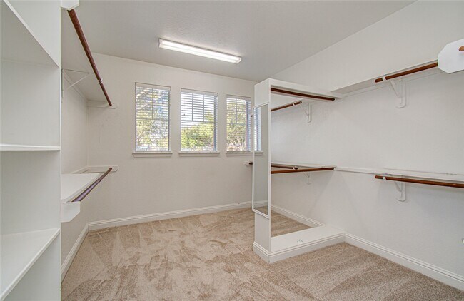 Building Photo - 3730 Arundel Gardens Ln