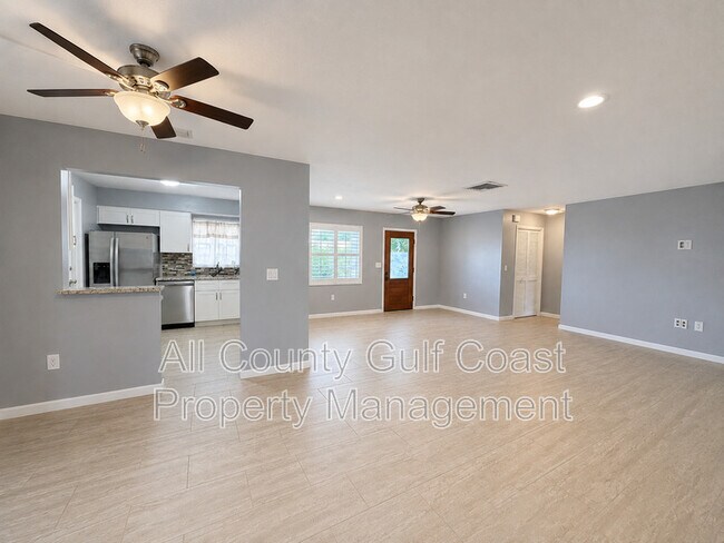 Building Photo - 309 Degas Dr