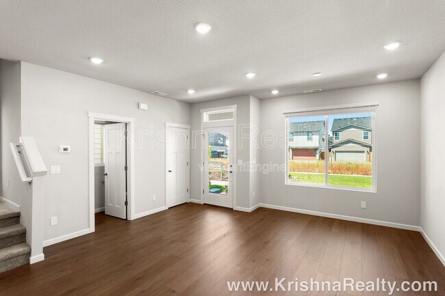 Building Photo - 3513 SE Salal Ln