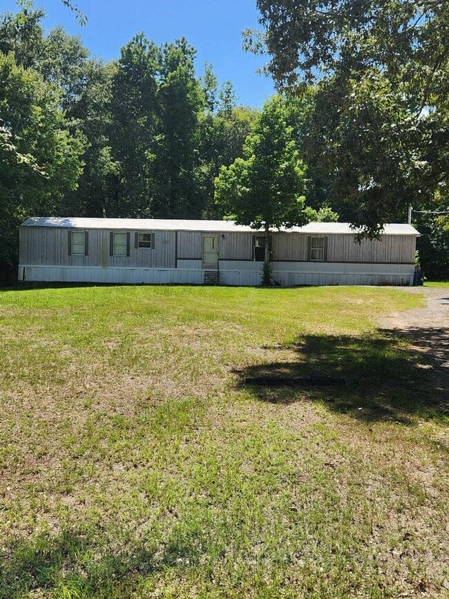 Primary Photo - Recently remodeled mobile home in the country