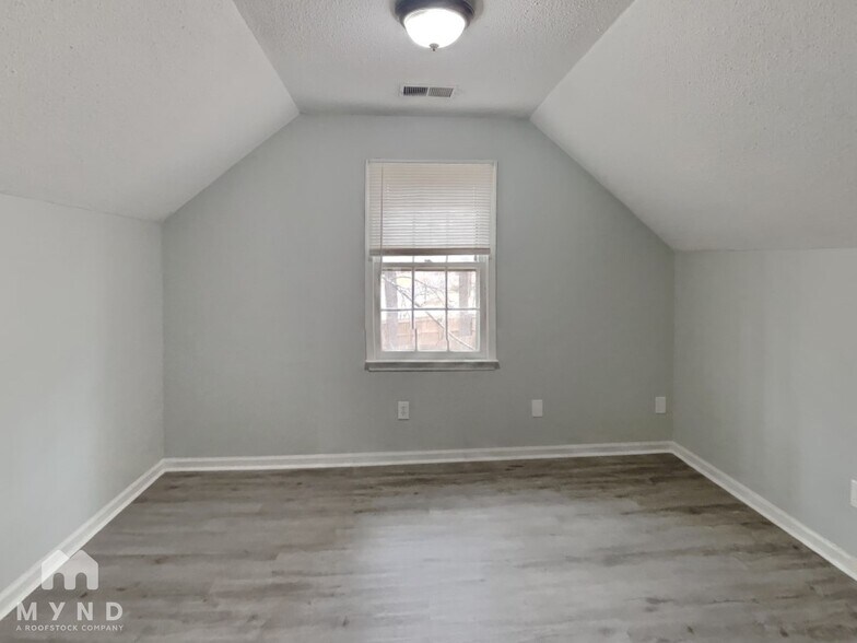 Building Photo - 3677 Wickersham Way