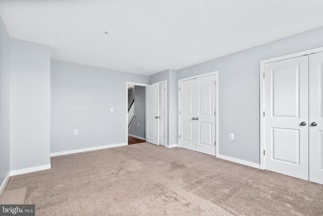 Building Photo - 1424 Trafalgar Ln