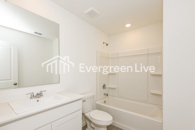 Building Photo - 2256 Tierra Madre Blvd