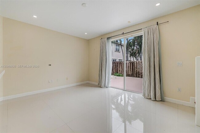 Building Photo - 12361 SW 123rd Terrace