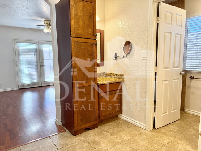 Building Photo - 3943 W Whispering Wind Dr