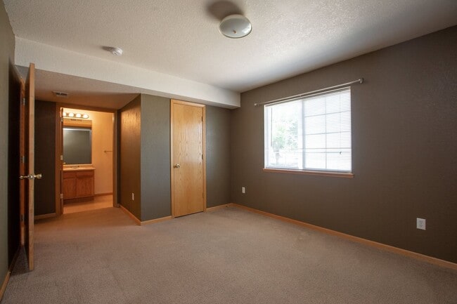 Building Photo - 1120 City Park Ave