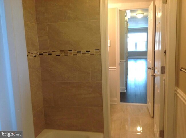 Building Photo - 298 Birch Dr