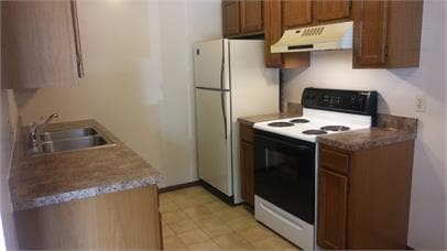 Primary Photo - 214 Umberto Ave
