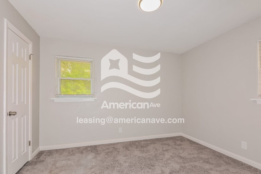 Building Photo - 6931 Roland Blvd