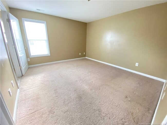 Building Photo - 1305 Kershaw Loop
