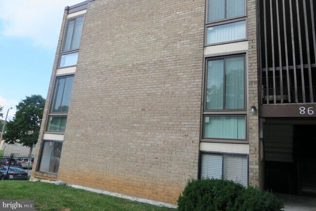 Building Photo - 8653 Greenbelt Rd