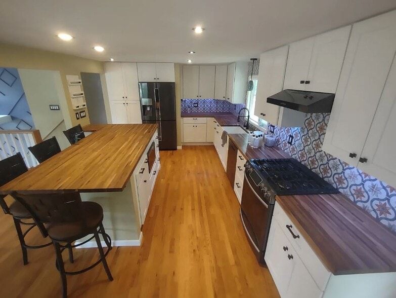 Building Photo - 5959 Dawson Ct