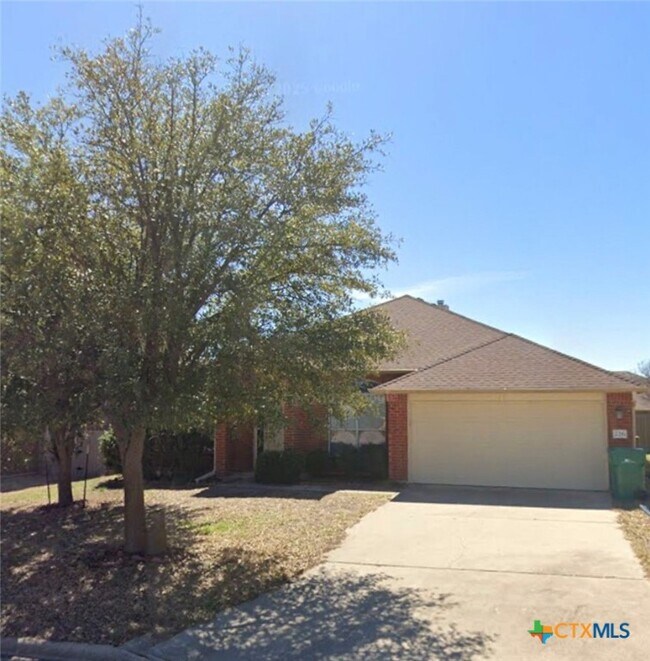 Primary Photo - 226 Lottie Ln