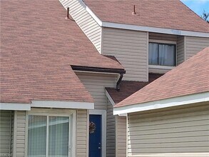 Building Photo - 1553 Bridle Creek Blvd