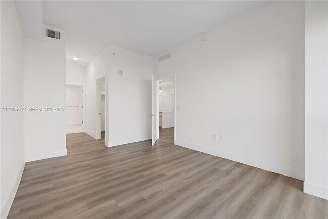 Building Photo - 101 Diplomat Pkwy