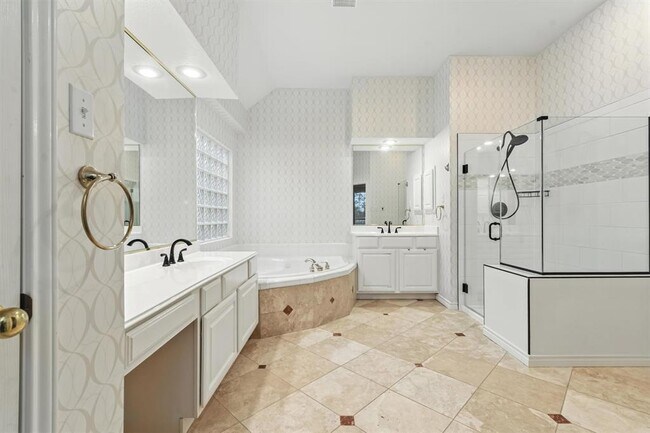 Building Photo - 10116 Scull Creek Dr