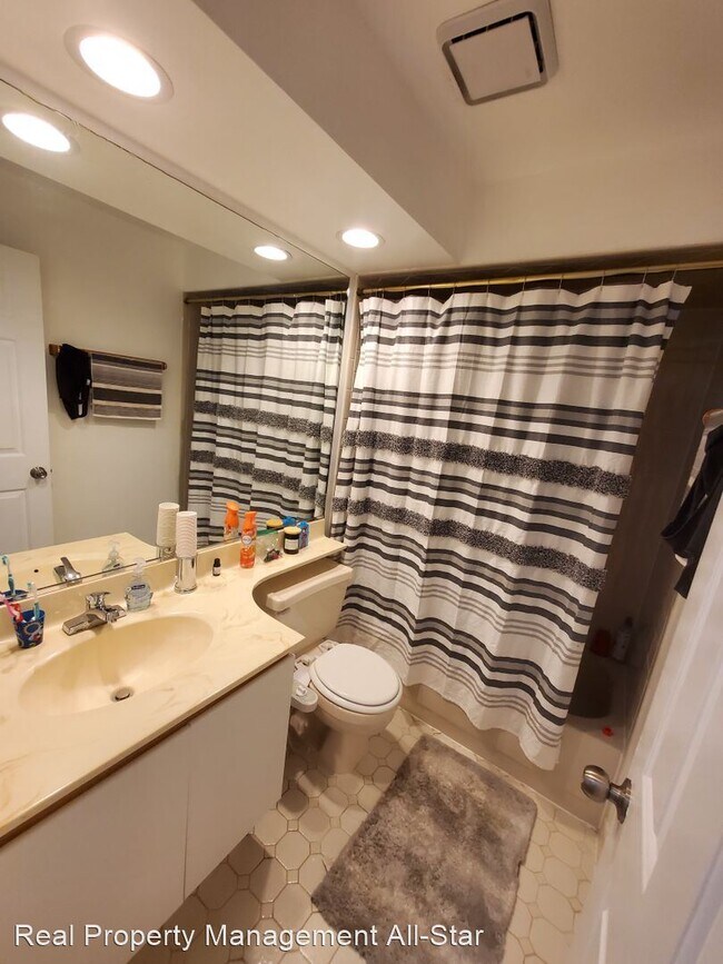 Building Photo - 2 br, 2 bath House - 1204 Woodhaven Drive