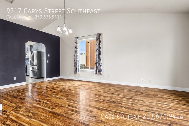 Building Photo - 9217 Carys St SE