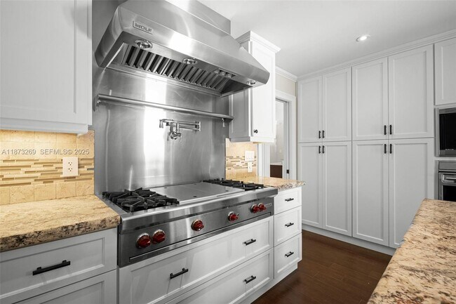 Building Photo - 8260 SW 95th St