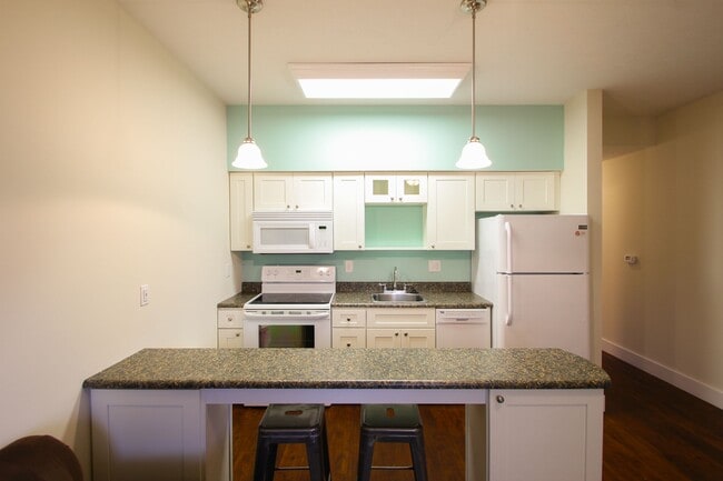 Building Photo - SummerHouse