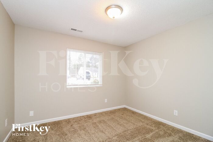 Building Photo - 1717 Challock Way