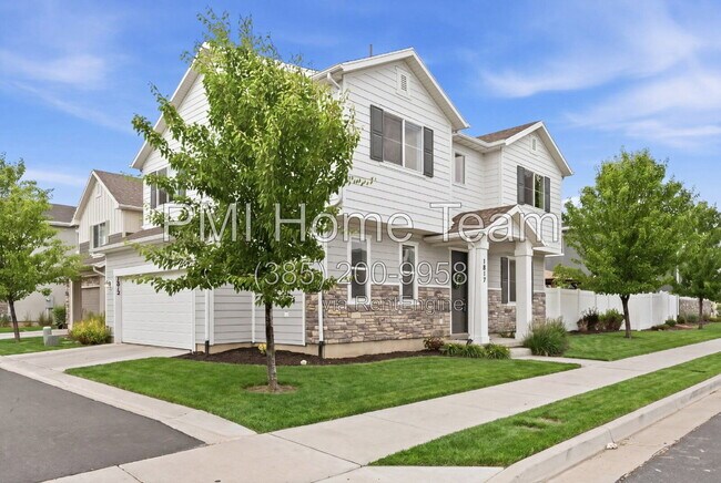 Building Photo - 1812 W Parkview Dr