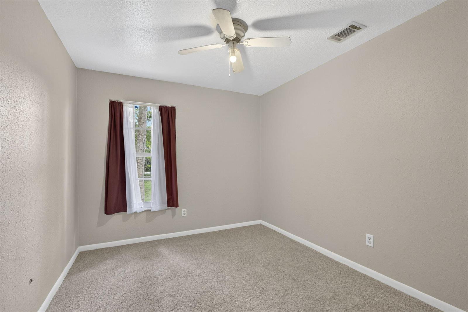 Building Photo - 16932 Okeechobee Blvd