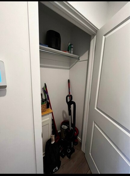 Building Photo - 3182 E Elkhorn Ln