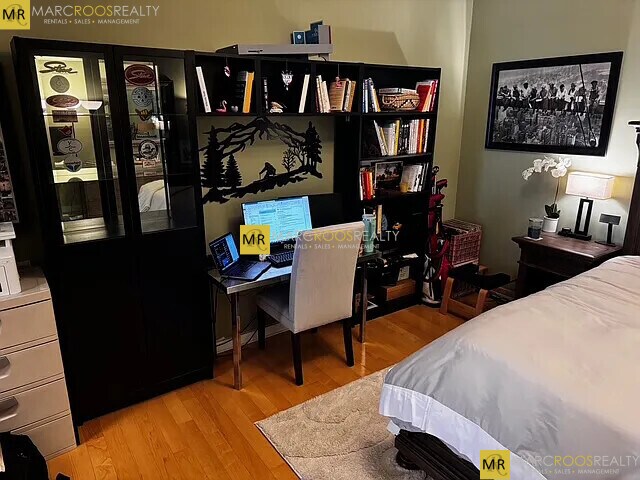 Building Photo - 210 South St