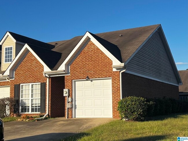 Building Photo - 2304 Crowns Ln