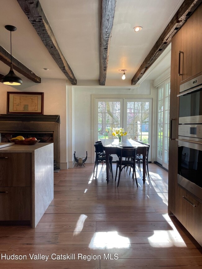 Building Photo - 416 Hapeman Hill Rd