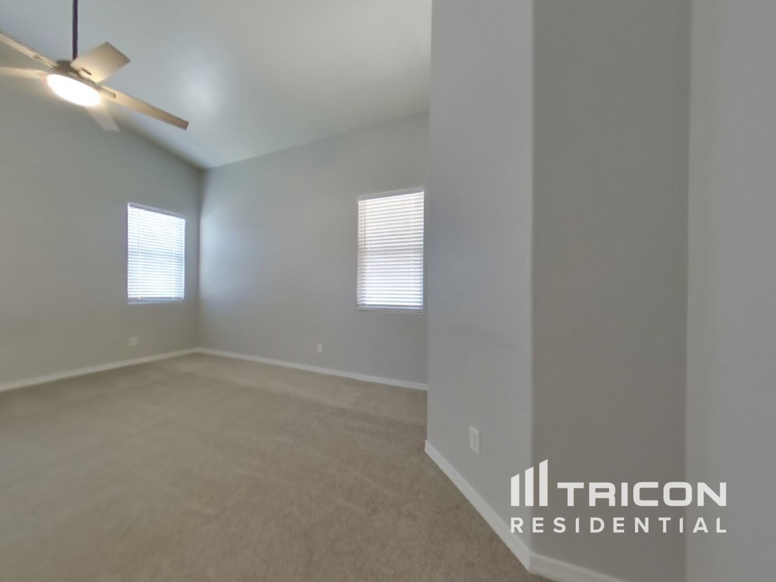 Building Photo - 17220 W Lundberg St
