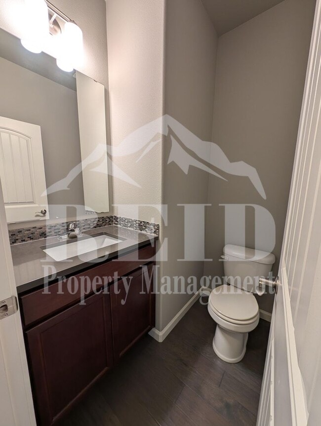 Building Photo - 3887 Portside Dr