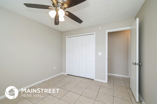 Building Photo - 709 Dromedary Dr