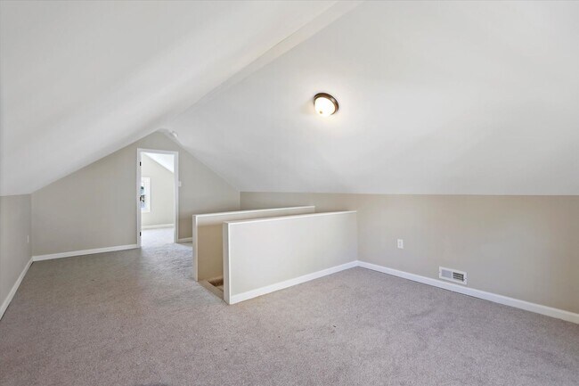Building Photo - Beautiful three-bedroom single family home...