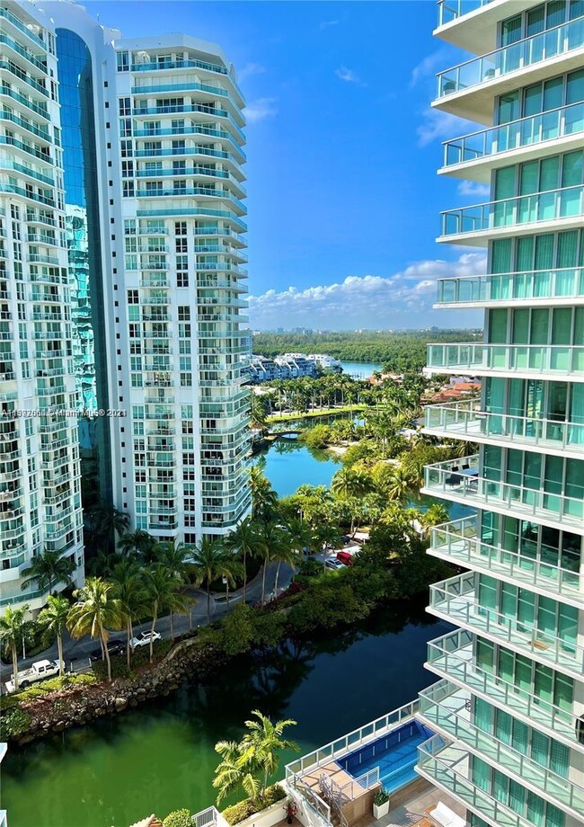 Building Photo - 200 Sunny Isles Blvd